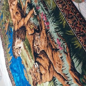 Vintage Lion Pride Velvet Wall Hanging